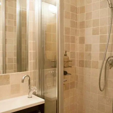 Charming Cosy Apt And Design Near Parc Monceau Apartment *